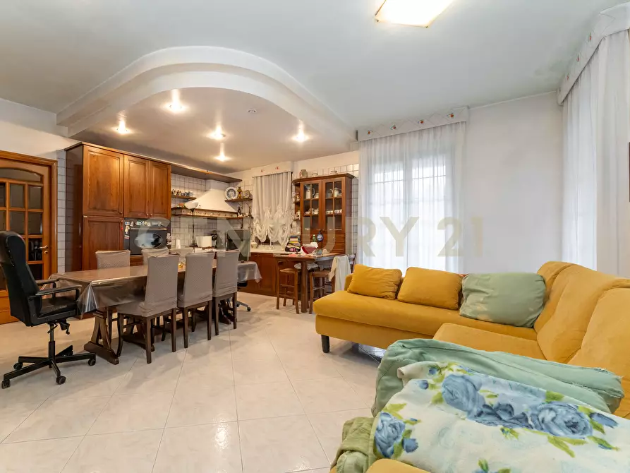 Immagine 26 di Villa in vendita  in Via Carmelina Naselli 51 a Catania