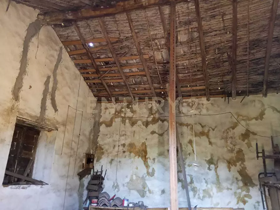 Immagine 34 di Rustico / casale in vendita  in Via Maugeri 12 a Valverde