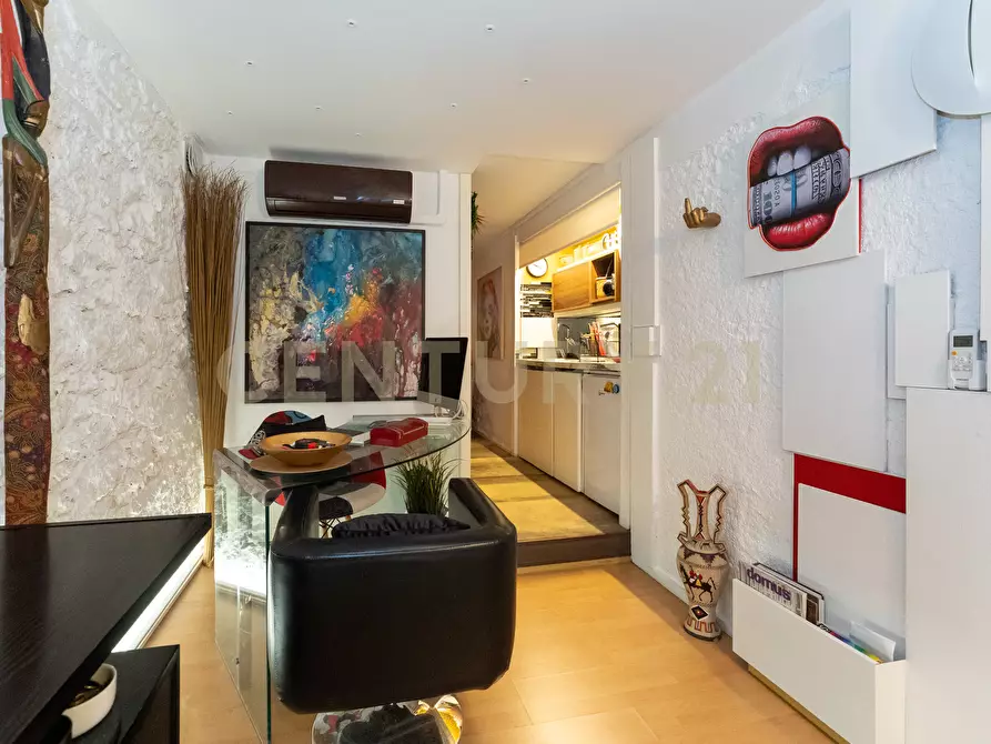 Immagine 10 di Bilocale in vendita  in Via Vittorio Emanuele Orlando 125 a Catania