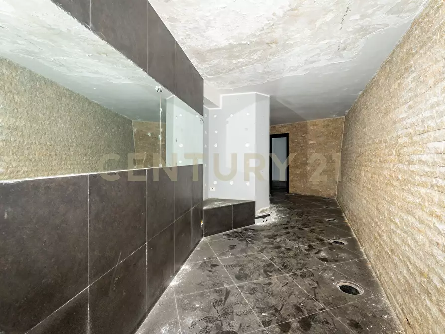 Immagine 6 di Attività commerciale in vendita  in Via Paolo Lopis 19/M a Catania