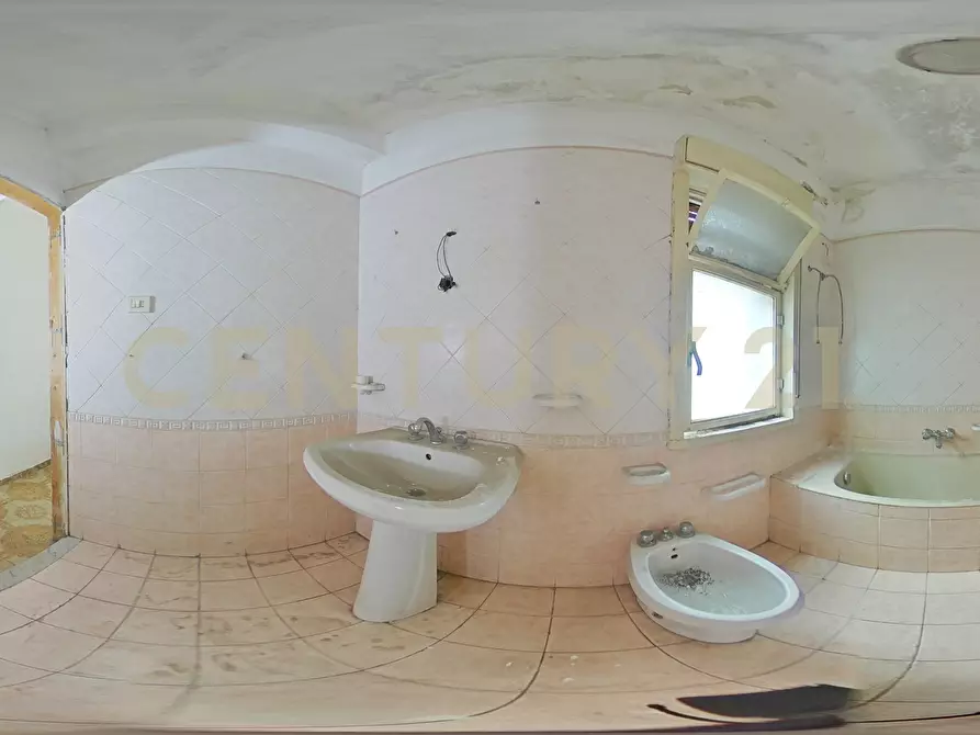 Immagine 41 di Appartamento in vendita  in Via dei Sanguinelli 18 a Catania