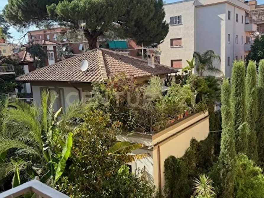 Immagine 80 di Trilocale in affitto  in Via Montecristo 10 a Roma