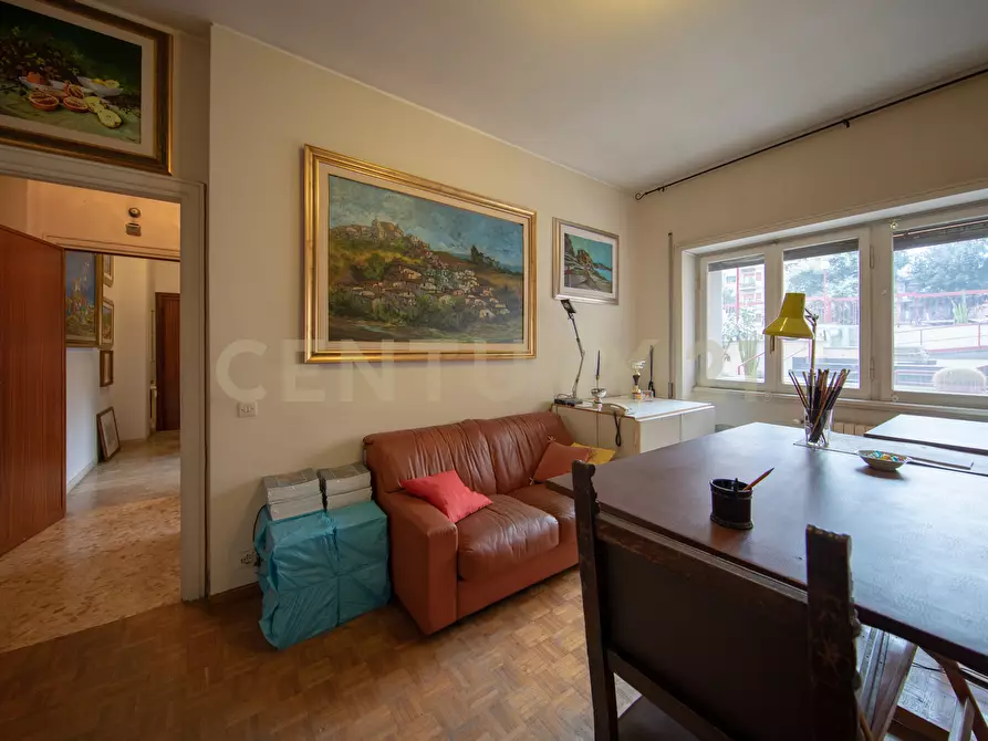 Immagine 4 di Bilocale in vendita  in Via Giovanni Caselli 11 a Roma