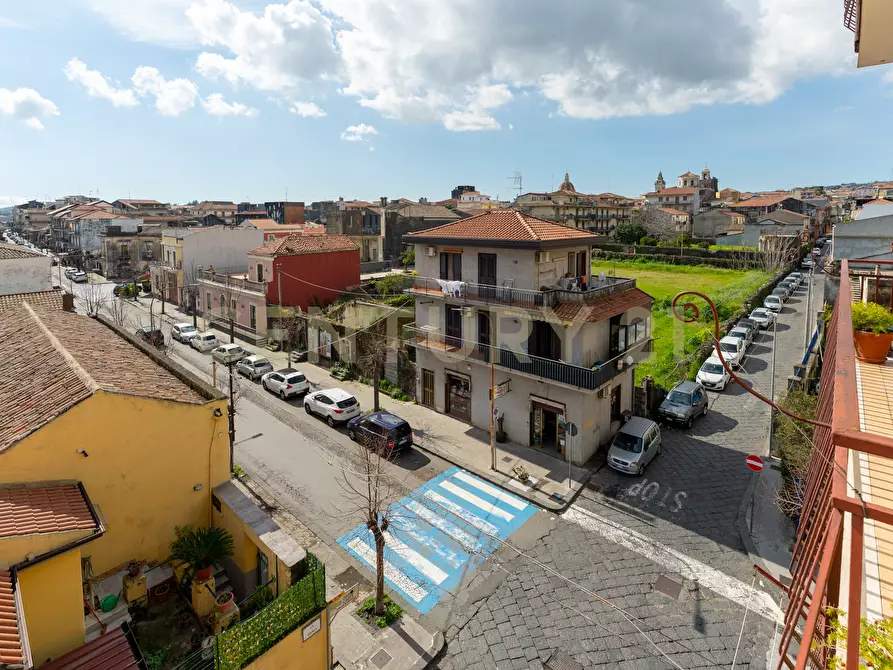 Immagine 33 di Trilocale in vendita  in Via Veronica 6767 a Aci Sant'antonio