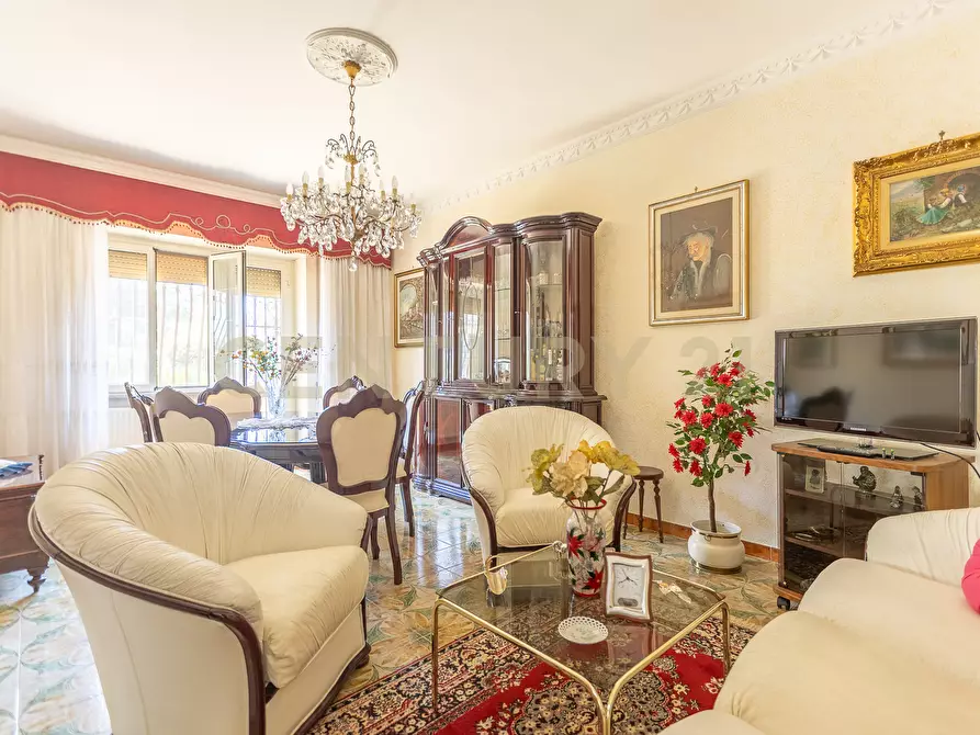 Immagine 11 di Trilocale in vendita  in Via Francavilla Fontana 37 a Roma