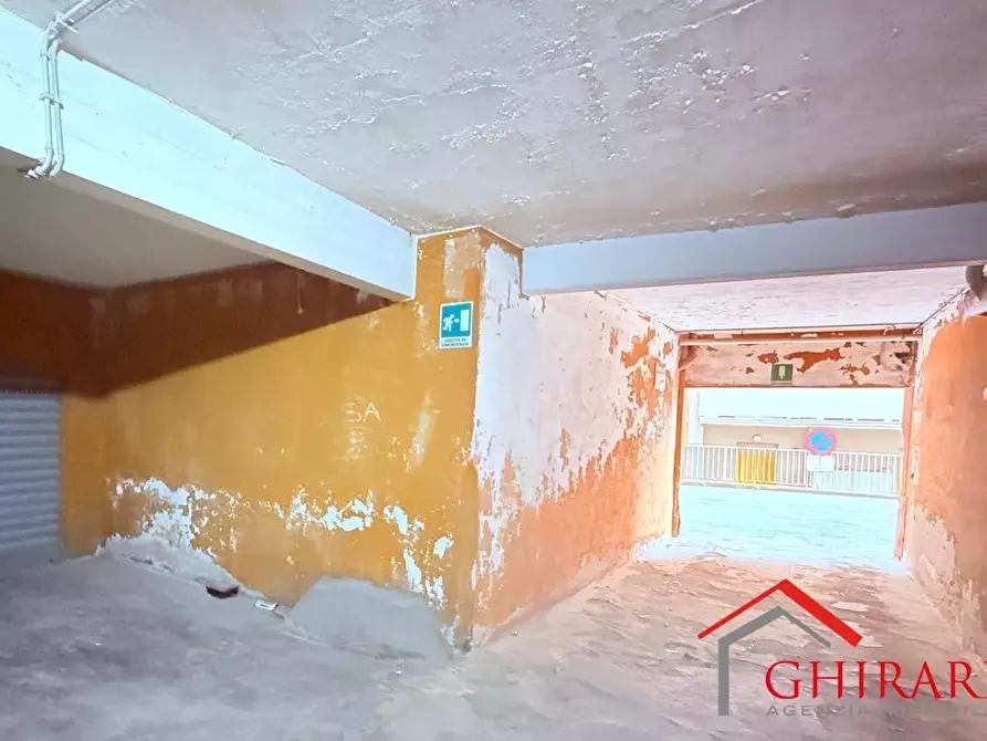 Immagine 9 di Garage in vendita  in VIA DOMENICO OLIVA 27 i a Genova