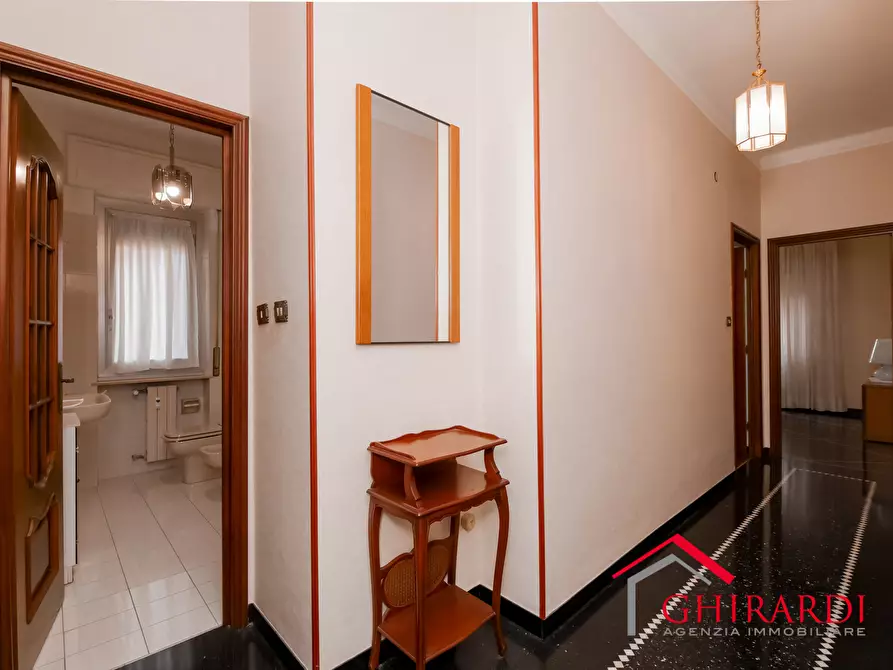 Immagine 25 di Quadrilocale in vendita  in SALITA CATALDI 20B a Genova