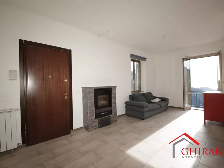 Immagine 3 di Trilocale in affitto  in VIA MONTE TIMONE 7C a Genova