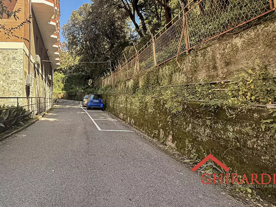 Immagine 2 di Garage in vendita  in Via San Tomaso d'Aquino a Genova