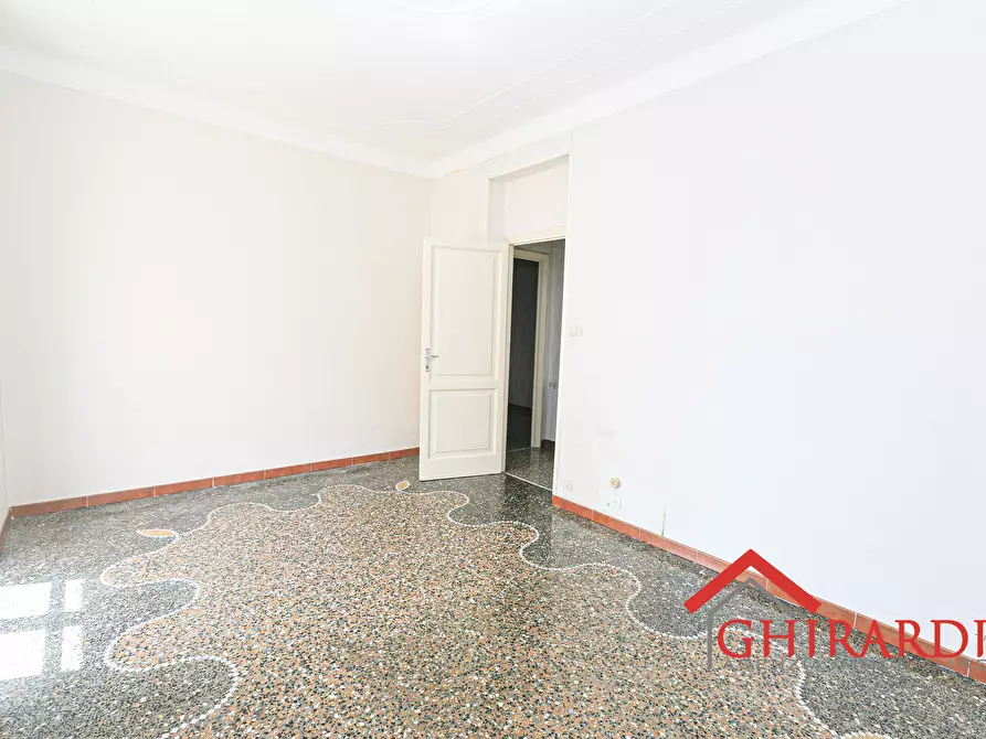 Immagine 9 di Bilocale in vendita  in VIA ANDREA DEL SARTO 15 a Genova
