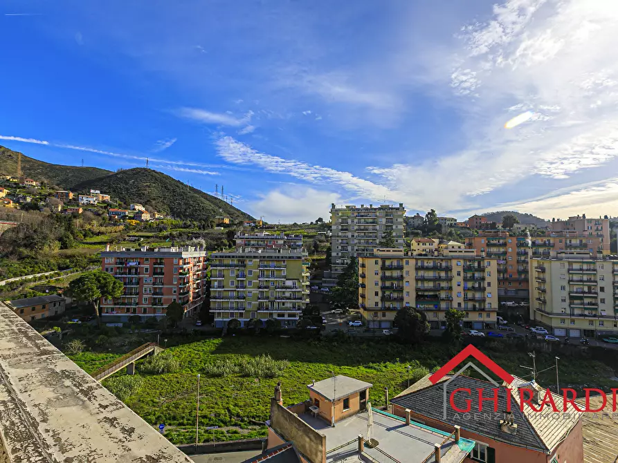 Immagine 41 di Bilocale in vendita  in Piazza Silvio Arrivabene 7a a Genova