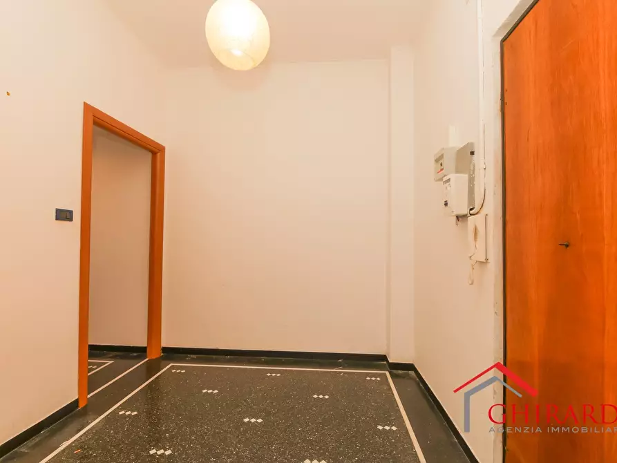 Immagine 4 di Trilocale in vendita  in VIA MOLFINO 7 a Genova