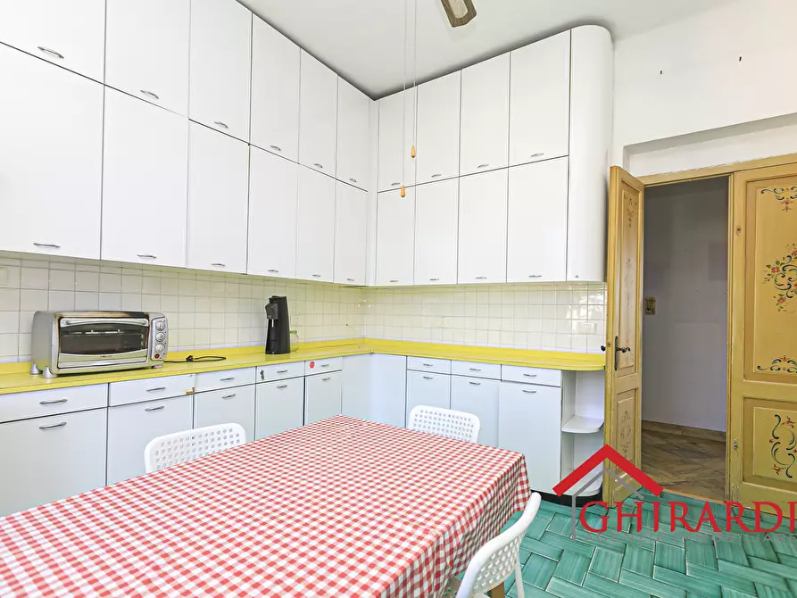 Immagine 12 di Quadrilocale in vendita  in Piazza Cristoforo Bonavino 11 a Genova