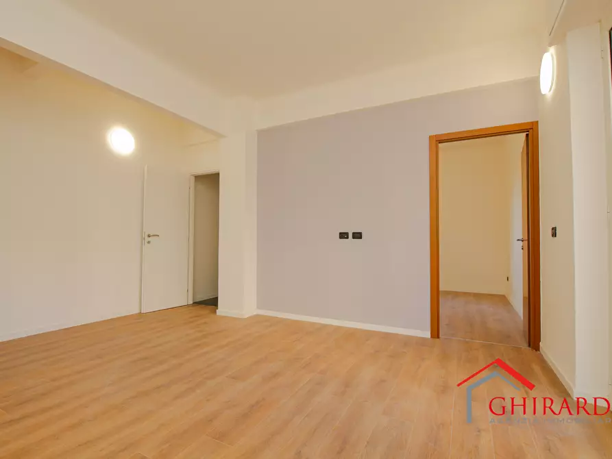 Immagine 6 di Bilocale in vendita  in VIA MURTOLA 62 a Genova