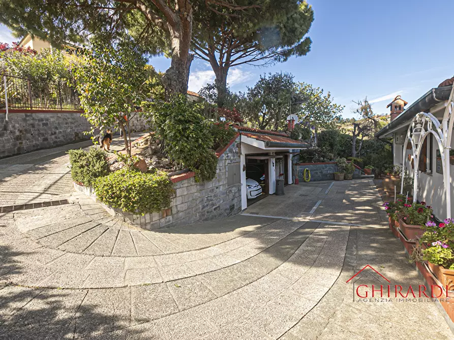 Immagine 101 di Villa in vendita  in VIA PECORILE a Celle Ligure