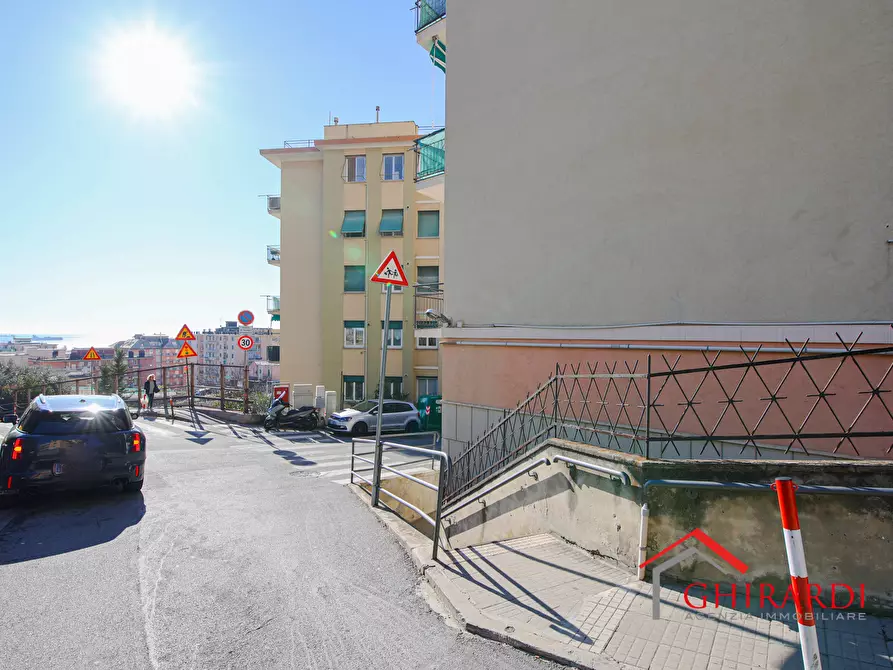 Immagine 33 di Bilocale in vendita  in VIA MURTOLA 62 a Genova