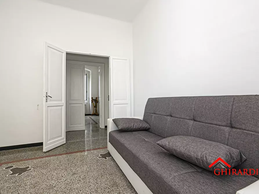 Immagine 19 di Trilocale in affitto  a Genova