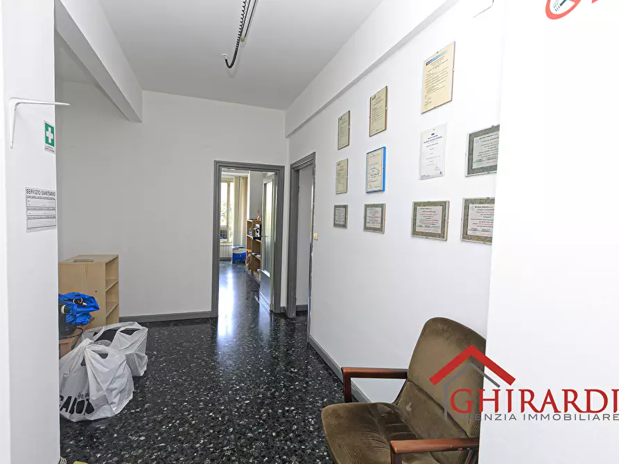 Immagine 4 di Ufficio in vendita  in VIA ERIDANIA 8 a Genova