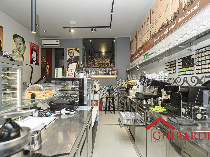 Immagine 8 di Attività commerciale in vendita  in Via Trento 52 a Genova