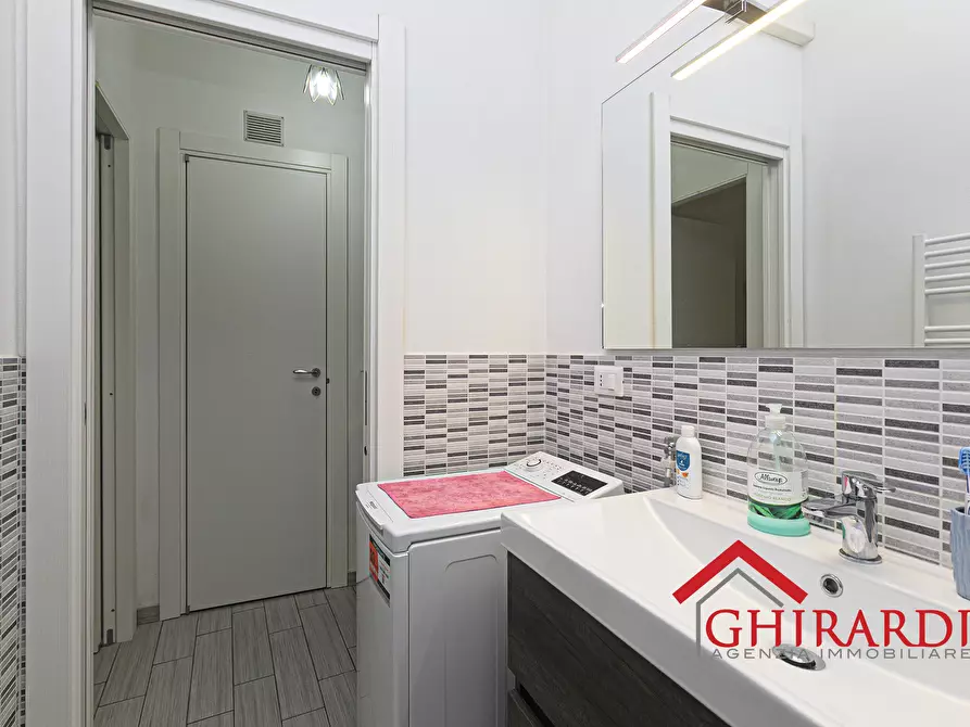 Immagine 22 di Bilocale in vendita  in VIA PAOLO TOSCANELLI 22 a Genova