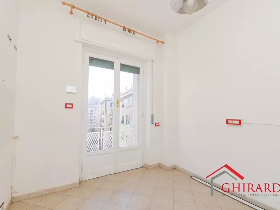 Immagine 9 di Trilocale in vendita  in VIA MOLFINO 7 a Genova