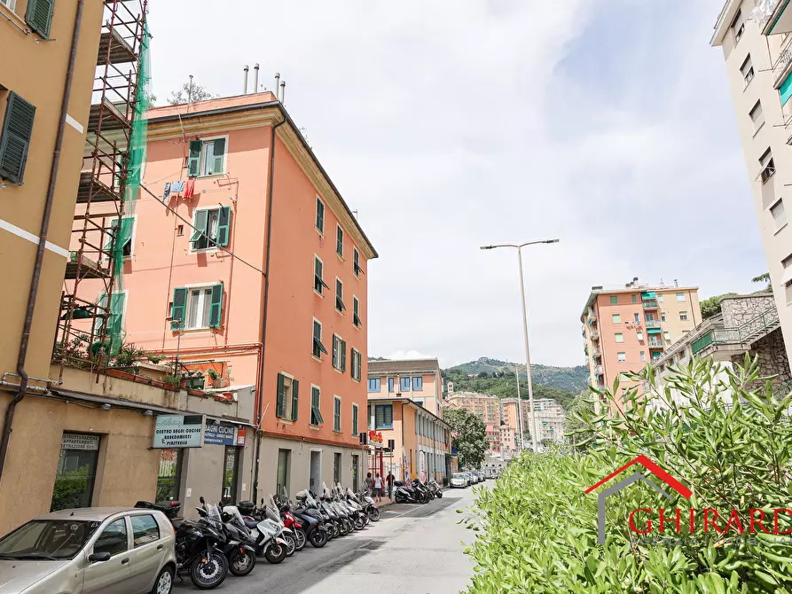Immagine 27 di Trilocale in vendita  in Corso A. De Stefanis 54 a Genova