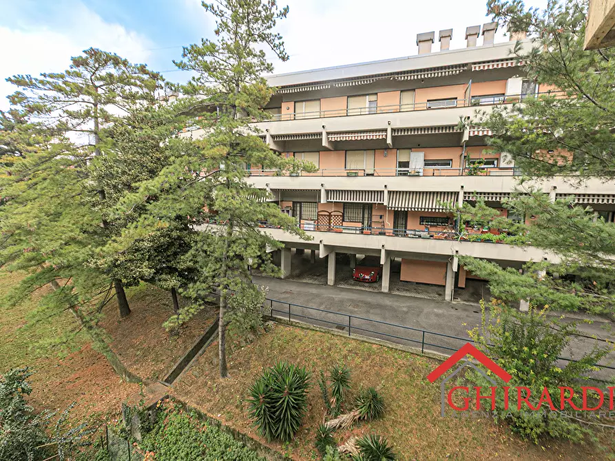 Immagine 35 di Trilocale in vendita  in VIA BORZOLI 54B a Genova