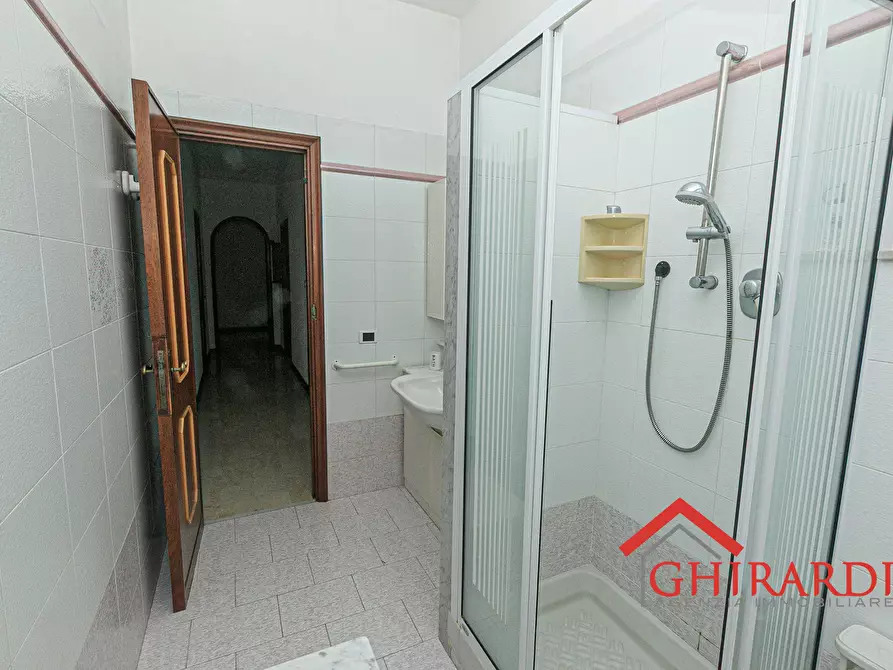 Immagine 27 di Quadrilocale in affitto  in Via Chiaravagna 8B a Genova