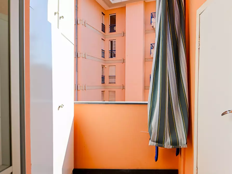 Immagine 22 di Trilocale in vendita  in VIA F. RAVASCHIO 17 a Genova