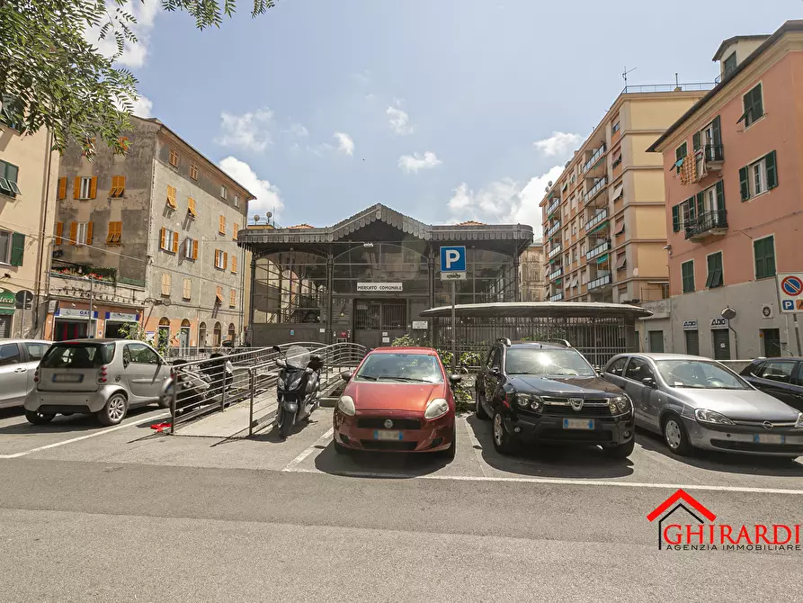 Immagine 15 di Garage in vendita  a Genova