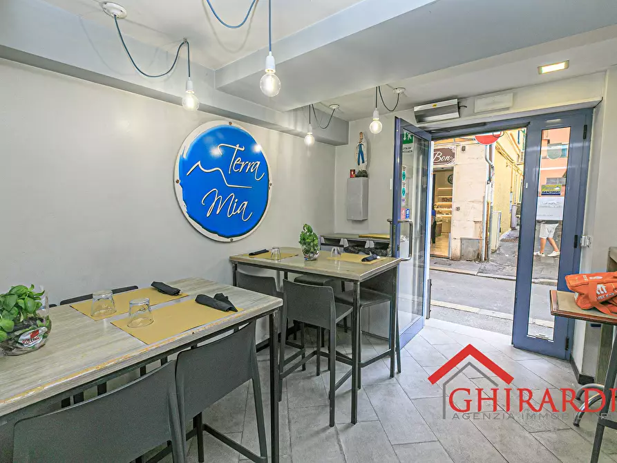 Immagine 3 di Pizzeria / Pub in vendita  in VIA D'ANDRADE a Genova