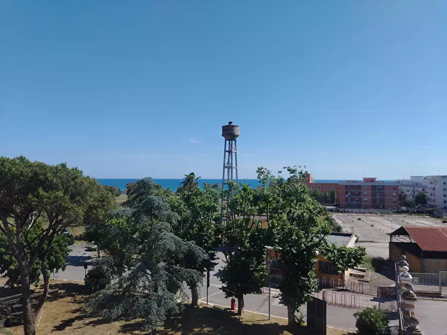 Immagine 6 di Trilocale in vendita  in Via Liri 2 a Nettuno