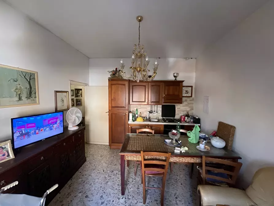 Immagine 3 di Trilocale in vendita  in Via della Liberazione 45 a Nettuno