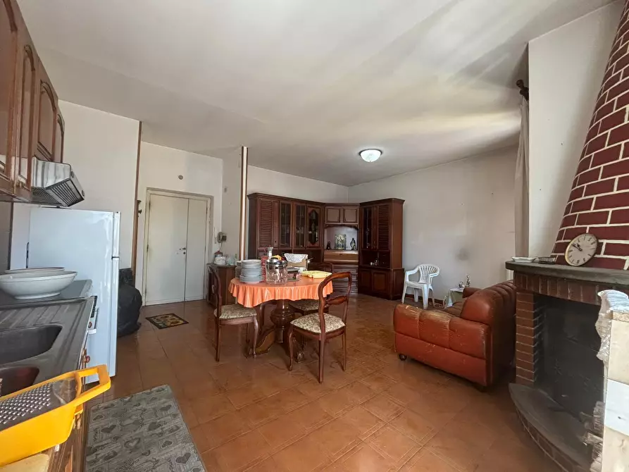 Immagine 3 di Trilocale in vendita  in Via Monteverde 6 a Nettuno