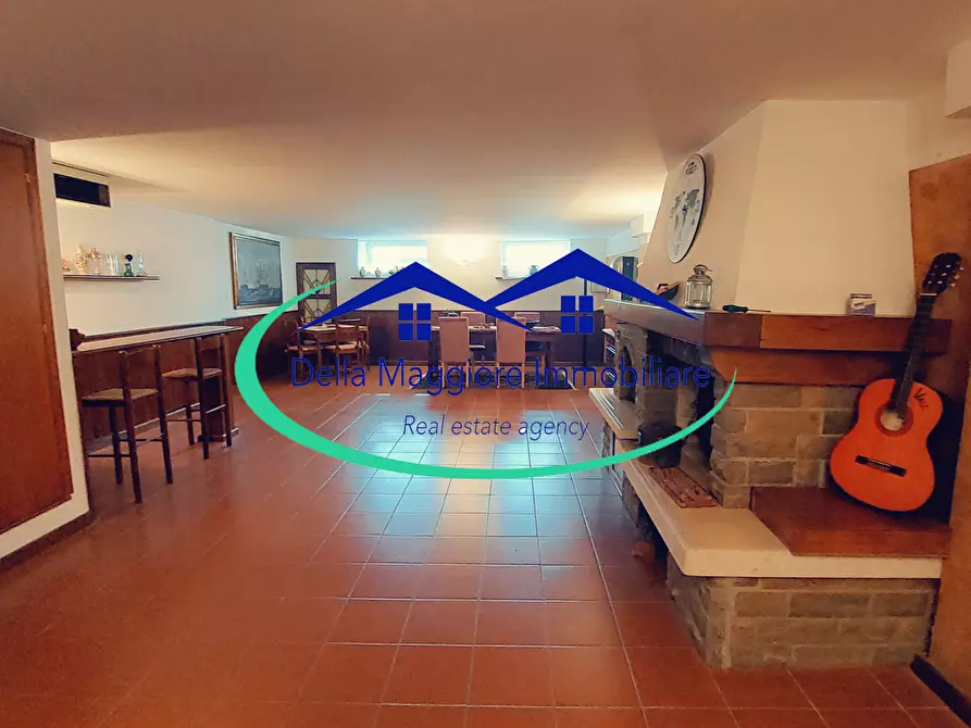 Immagine 29 di Villetta a schiera in vendita  a Livorno