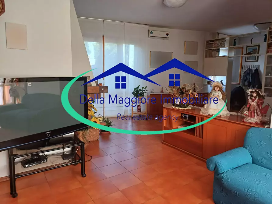 Immagine 10 di Casa bifamiliare in vendita  a Livorno