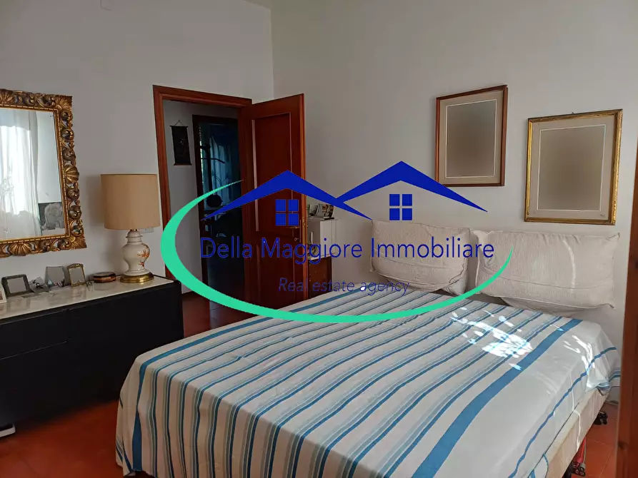 Immagine 13 di Casa bifamiliare in vendita  a Livorno