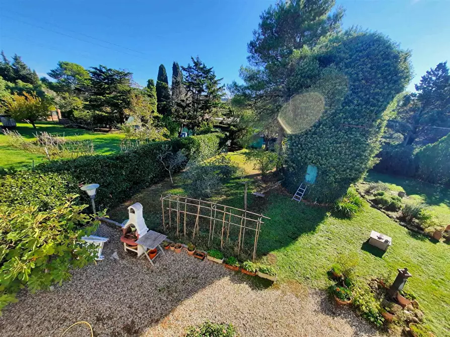 Immagine 8 di Appartamento in vendita  a Livorno