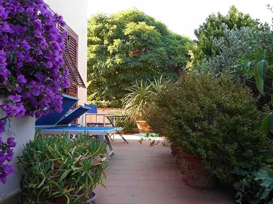 Immagine 6 di Casa indipendente in vendita  a Livorno