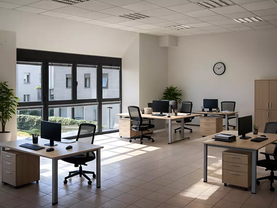 Immagine 3 di Ufficio in affitto  a Parma