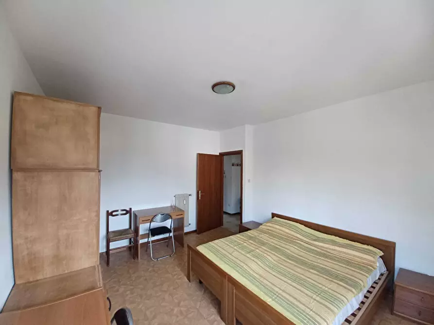 Immagine 9 di Quadrilocale in affitto  a Trento