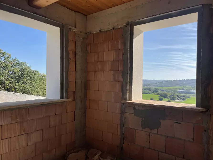 Immagine 25 di Rustico / casale in vendita  in via abbadia a Osimo