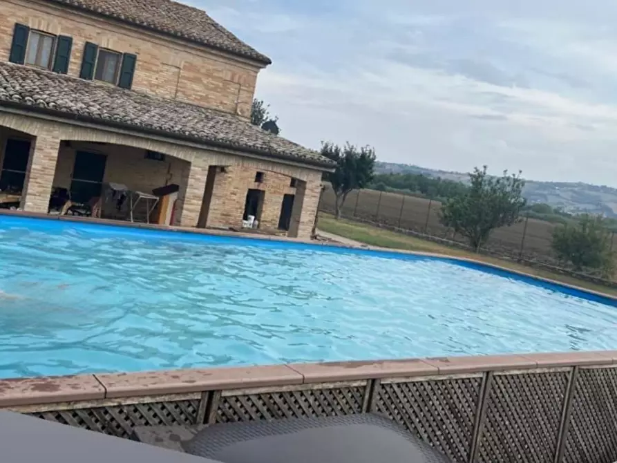 Immagine 9 di Rustico / casale in vendita  a Recanati