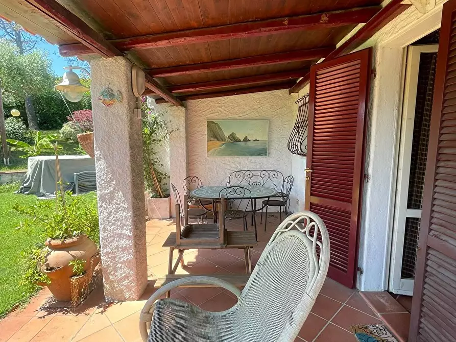 Immagine 3 di Villa in vendita  in Via del Taunus 33 a Ancona