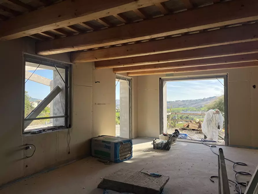 Immagine 45 di Rustico / casale in vendita  in via abbadia a Osimo