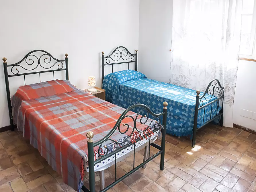 Immagine 17 di Rustico / casale in vendita  in OFFAGNA a Offagna