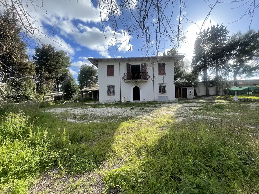Immagine 12 di Villa in vendita  in Frazione Montesicuro a Ancona