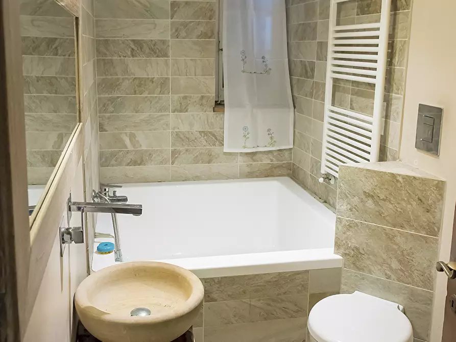 Immagine 12 di Rustico / casale in vendita  in OFFAGNA a Offagna