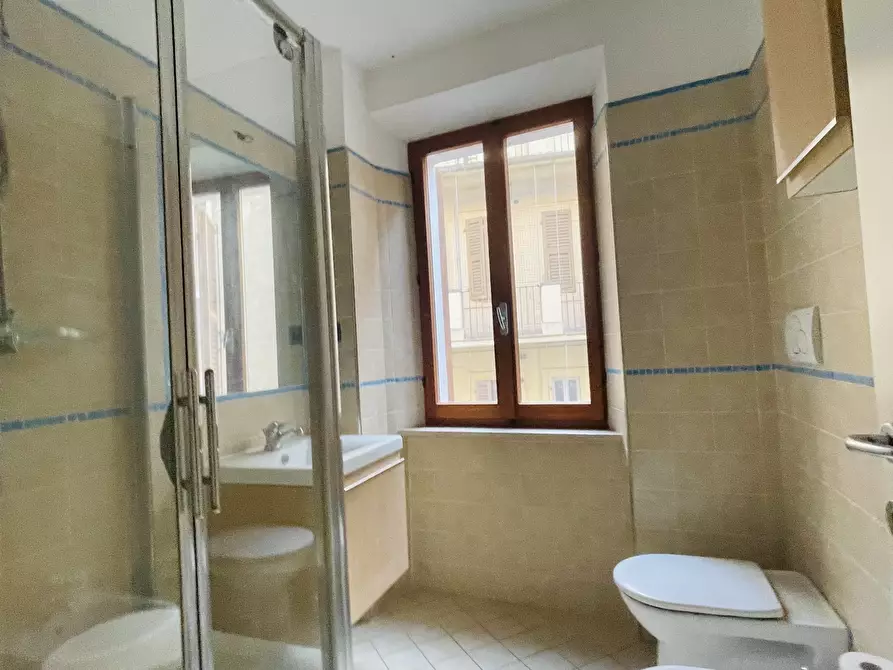 Immagine 17 di Bilocale in vendita  in via traffico a Ancona