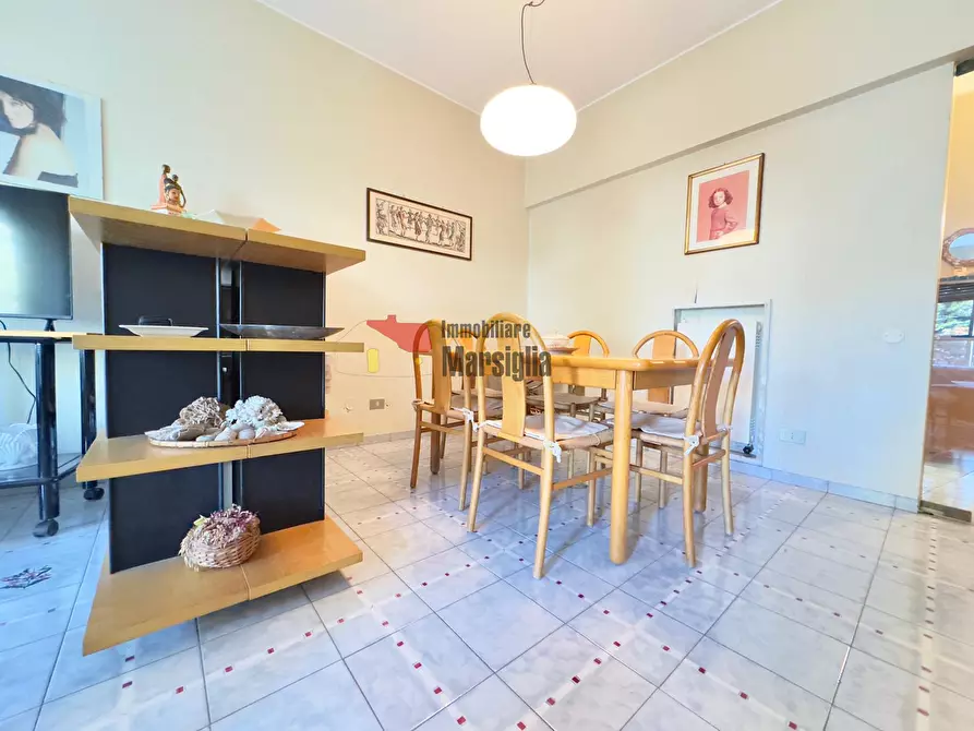 Immagine 31 di Quadrilocale in vendita  in Via Legnano 10 a San Remo